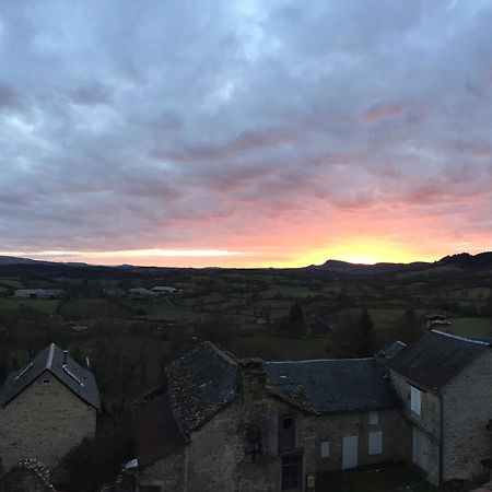 L'Echappee Belle, Vue Panoramique Sur La Campagne Villa Saint-Saturnin-de-Lenne Bagian luar foto